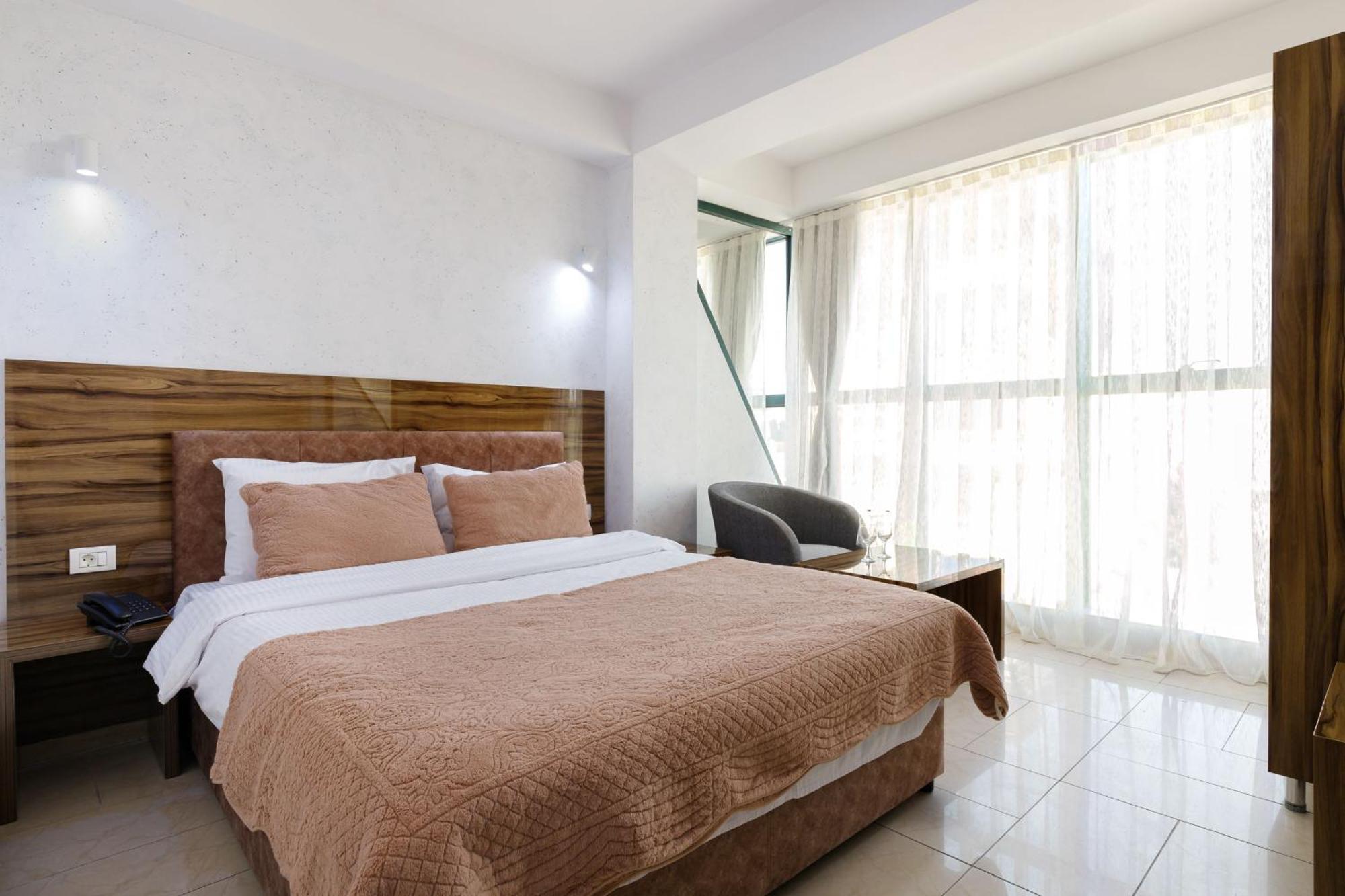 Green Center Gili Γκόστιβαρ Εξωτερικό φωτογραφία