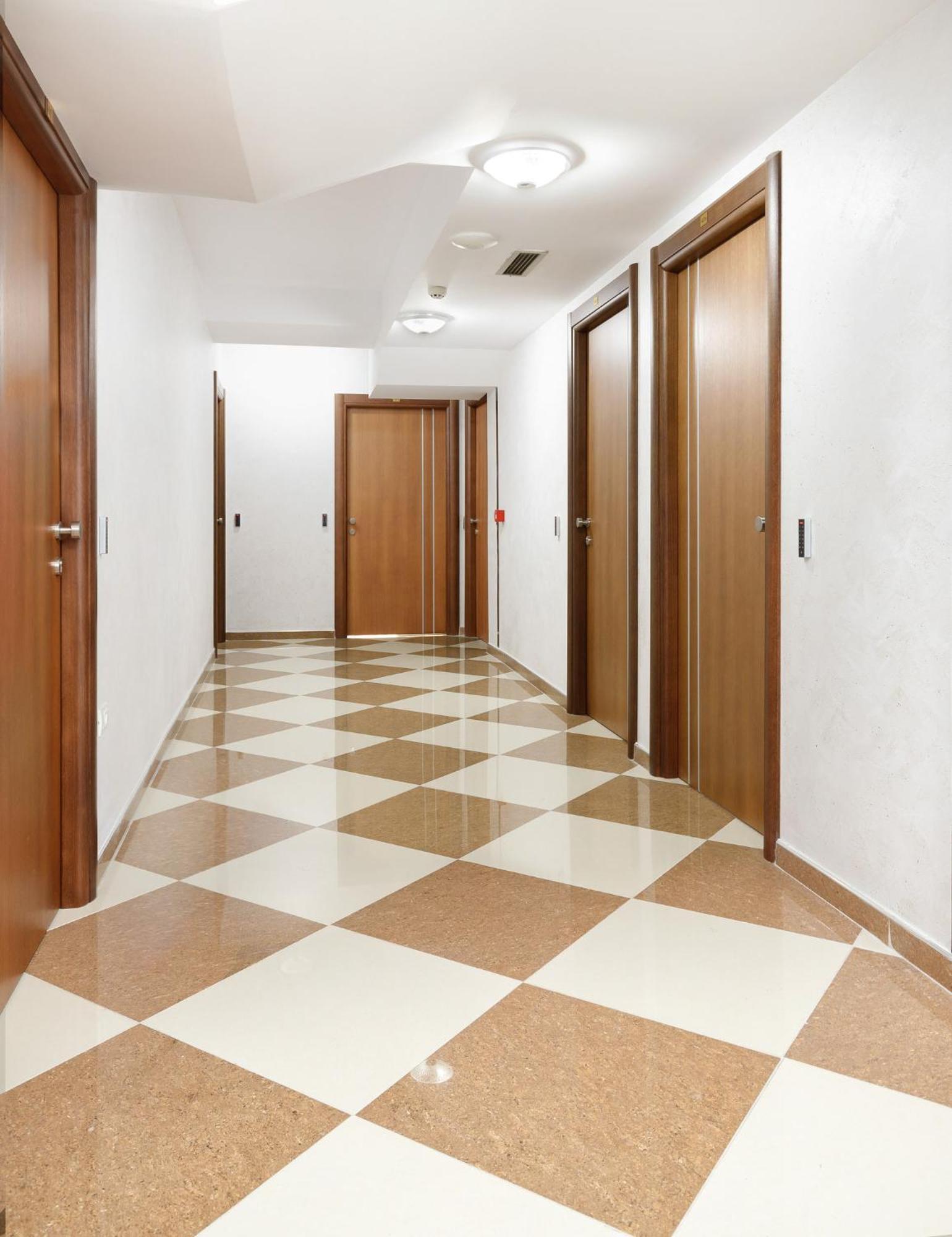 Green Center Gili Γκόστιβαρ Εξωτερικό φωτογραφία