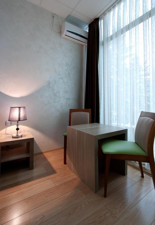 Green Center Gili Γκόστιβαρ Δωμάτιο φωτογραφία