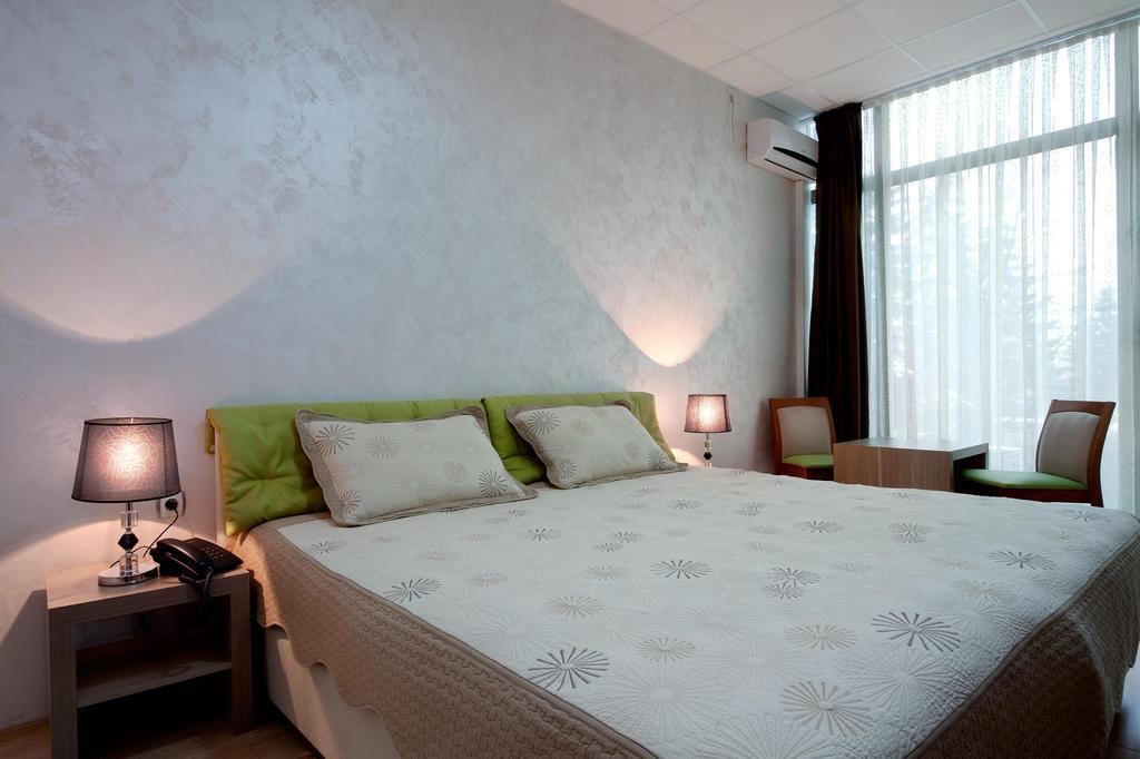 Green Center Gili Γκόστιβαρ Δωμάτιο φωτογραφία