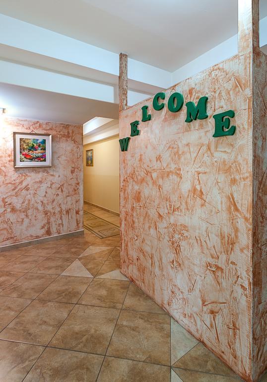 Green Center Gili Γκόστιβαρ Εξωτερικό φωτογραφία
